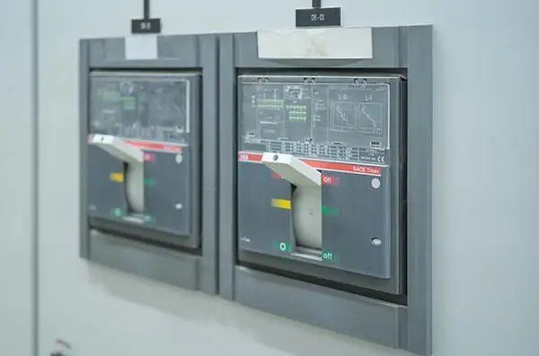 Medium voltage switchgear testing and maintenance service for industrial manufacturing plant